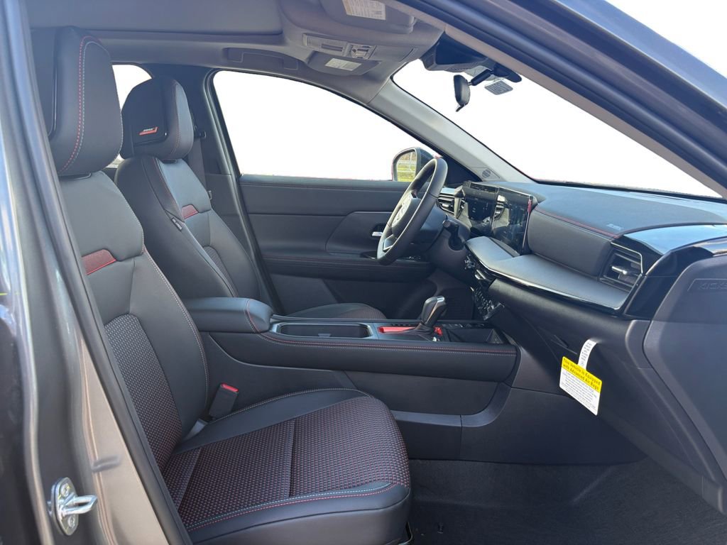New 2026 Nissan Kicks SR w/ SR Premium Package image 15