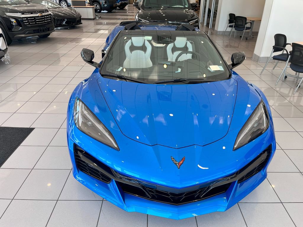 Used 2024 Chevrolet Corvette Z06 w/ Battery Protection Package image 7