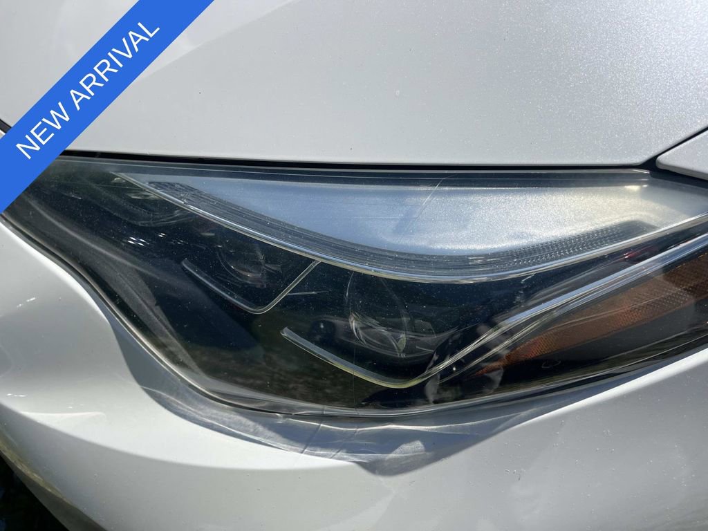Used 2017 Toyota Corolla XSE w/ Carpet Mat Package (TMS) FWD image 8