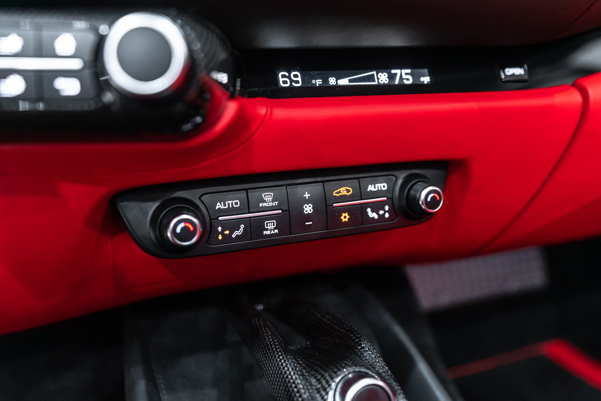 Used 2023 Ferrari 812 GTS RWD image 21