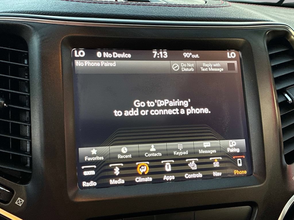 Used 2019 Jeep Cherokee Trailhawk w/ Comfort/Convenience Group AWD/4WD image 36