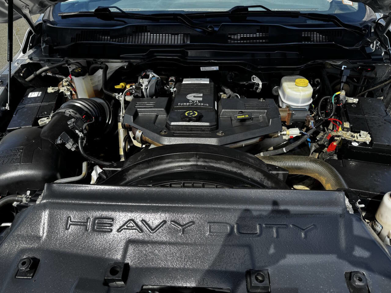 Used 2018 RAM 3500 SLT w/ Cold Weather Group AWD/4WD image 17