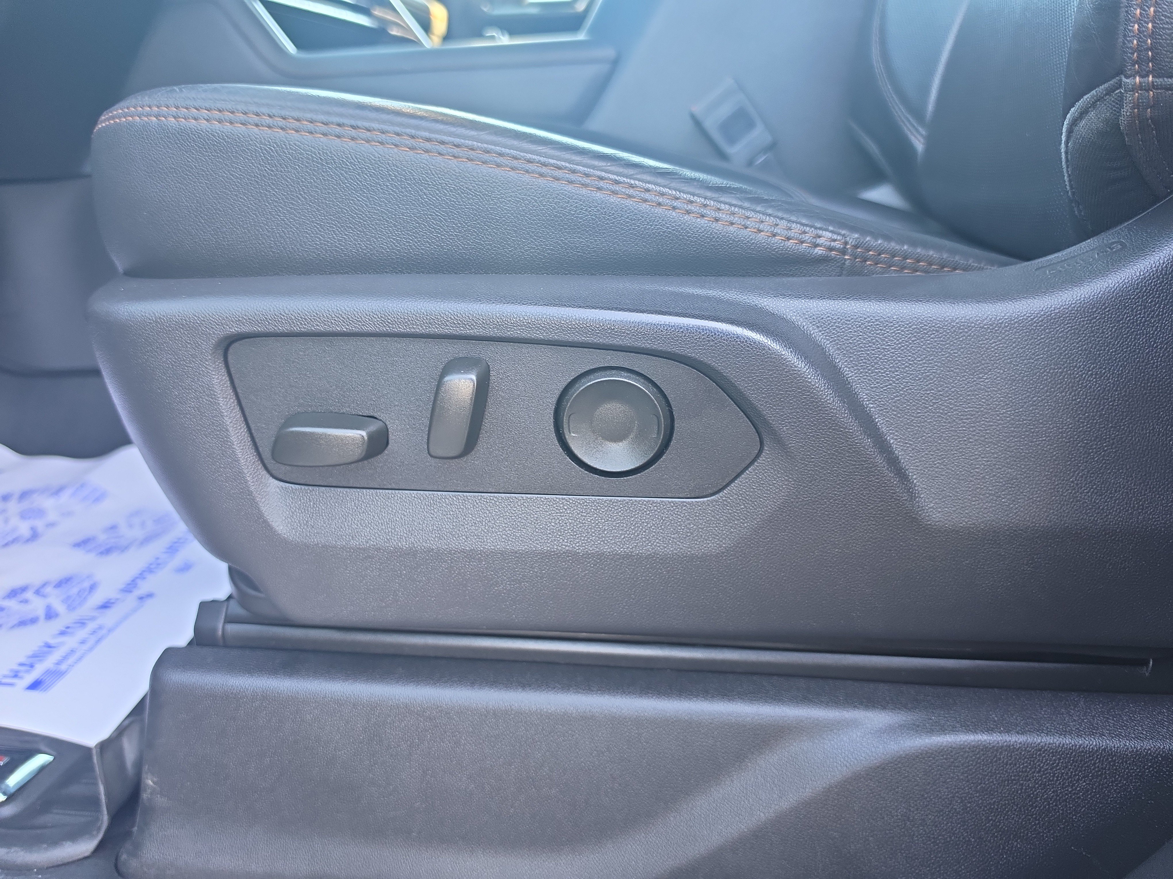 Used 2025 GMC Sierra 2500 AT4 AWD/4WD image 14