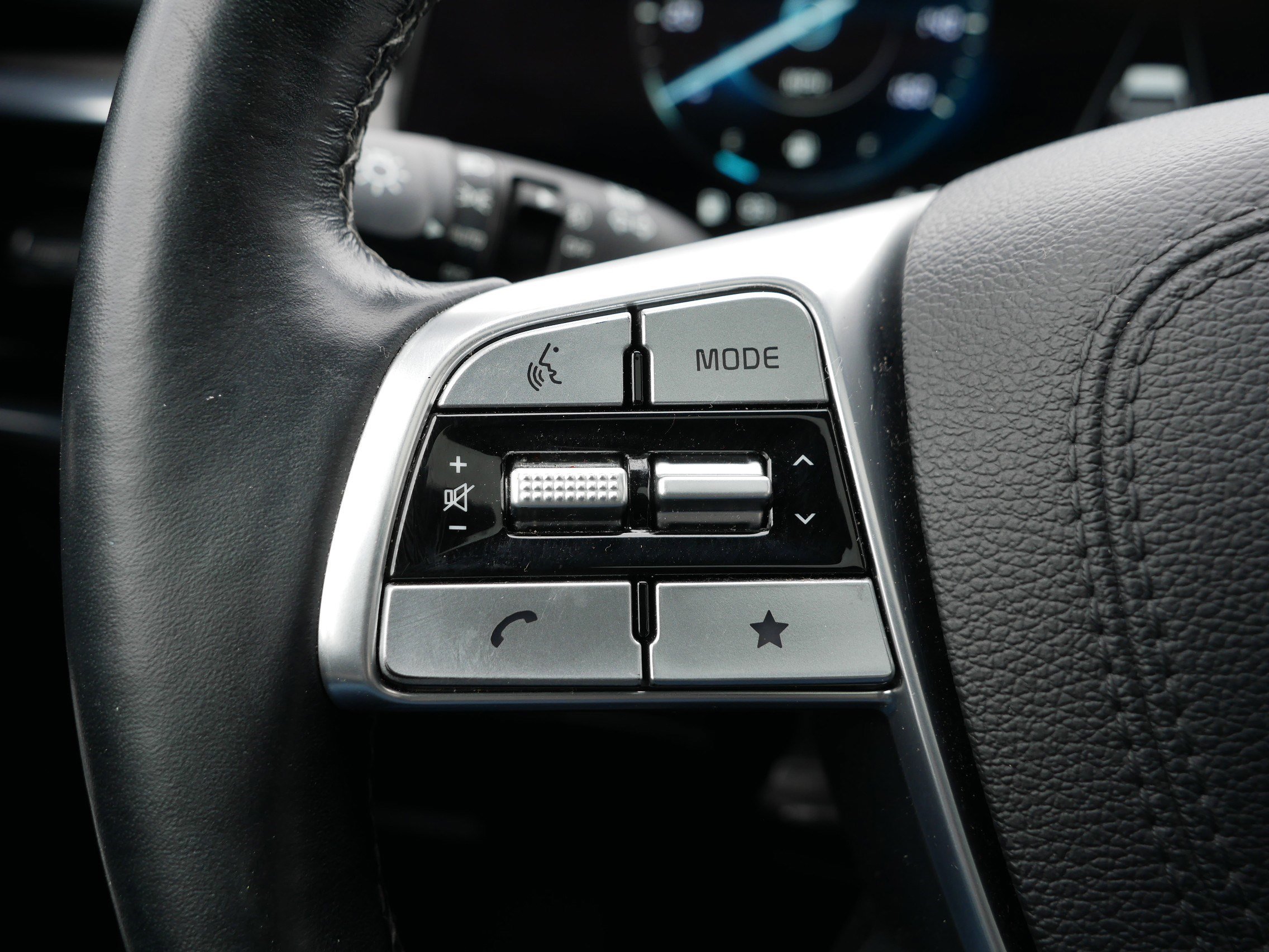 Certified 2023 Kia Telluride SX Prestige X-Line image 31