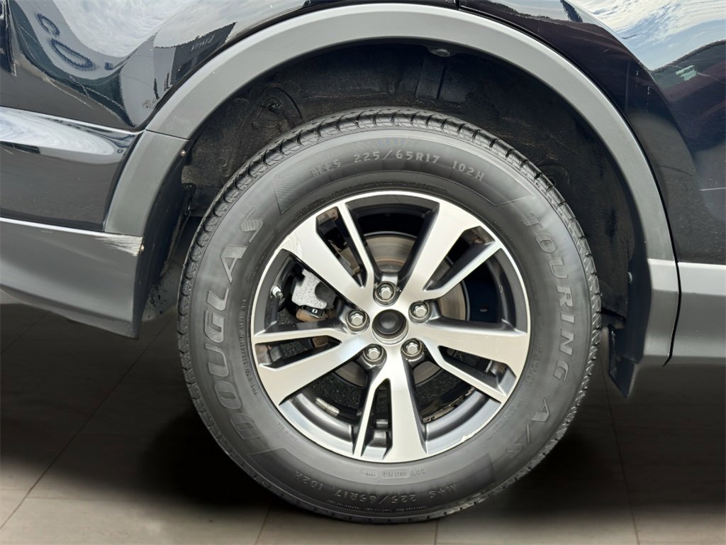 Used 2018 Toyota RAV4 XLE image 40