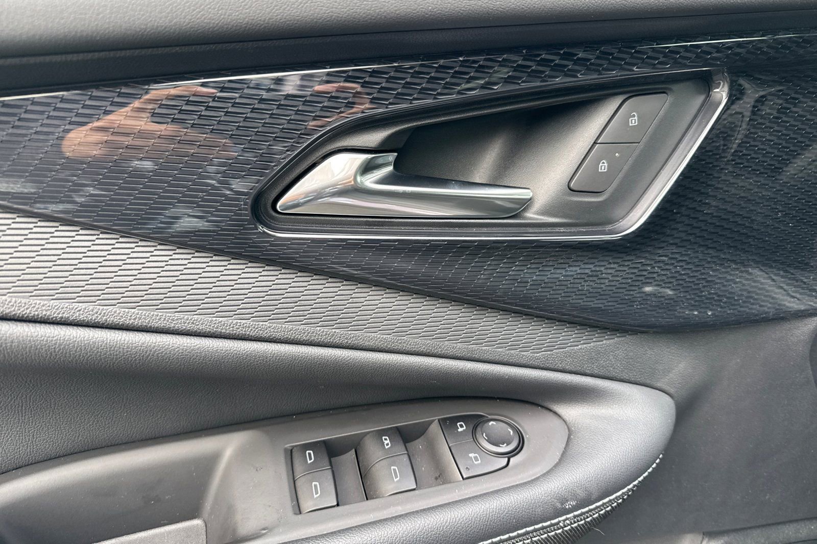 Used 2026 Chevrolet Blazer EV LT image 12