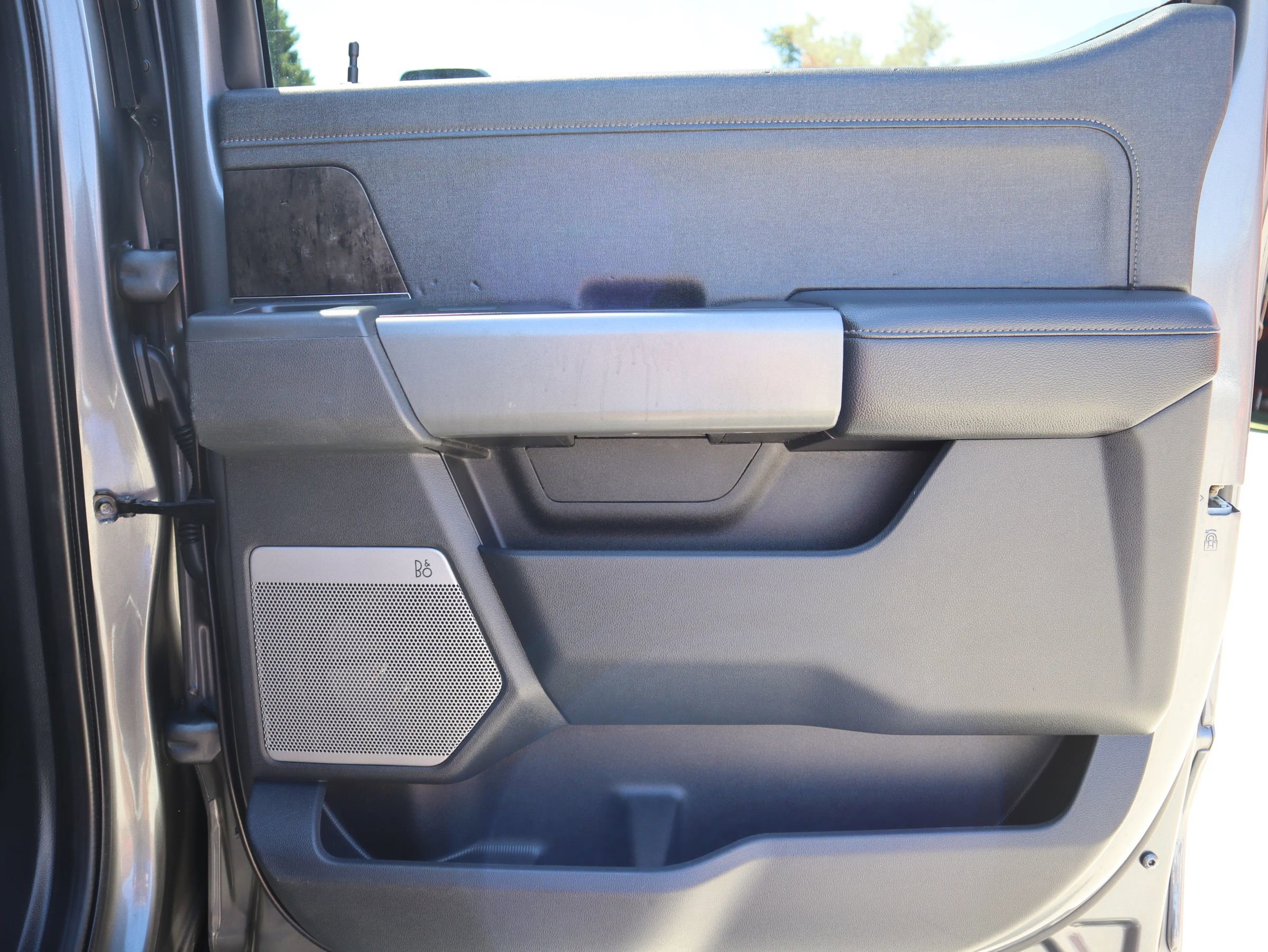 Used 2024 Ford F250 Lariat w/ Lariat Ultimate Package image 29