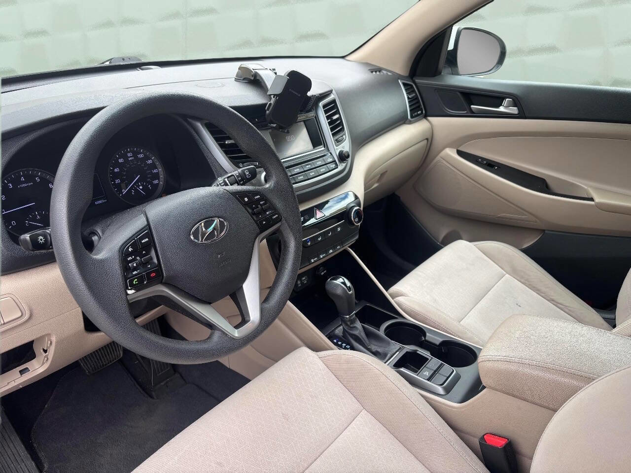 Used 2018 Hyundai Tucson SE FWD image 11