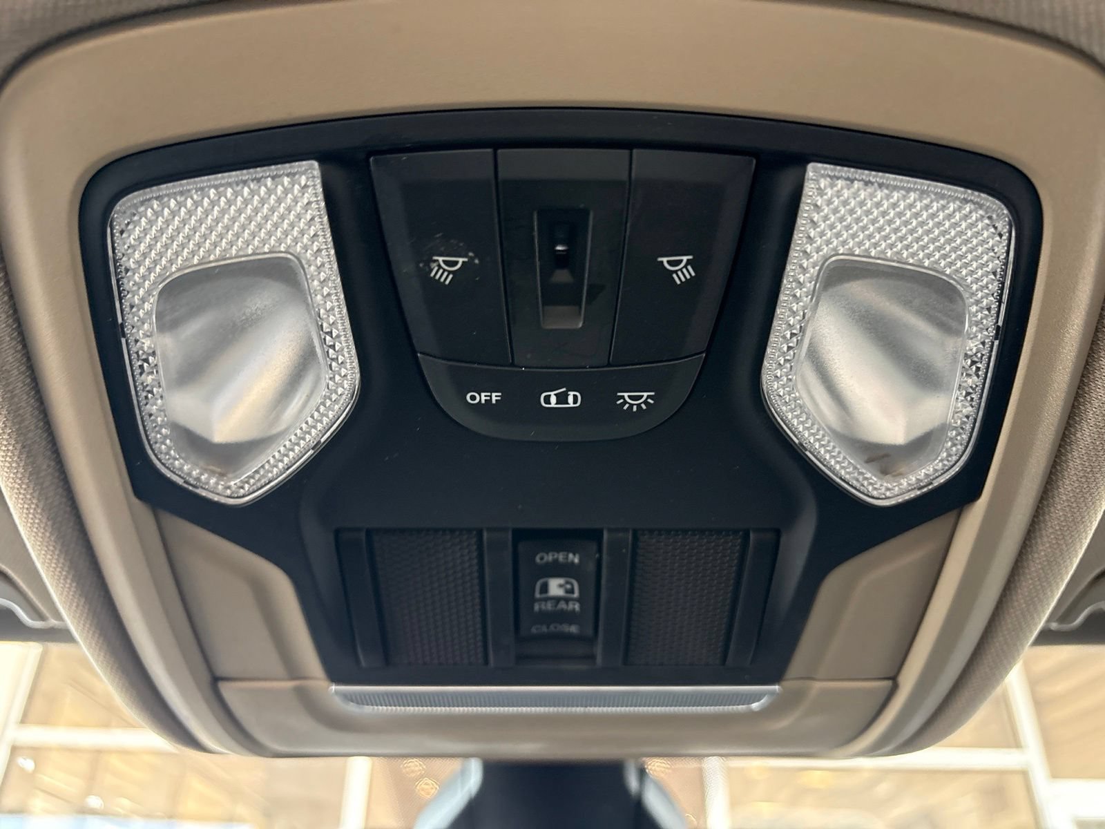 Used 2020 RAM 1500 Big Horn AWD/4WD image 18