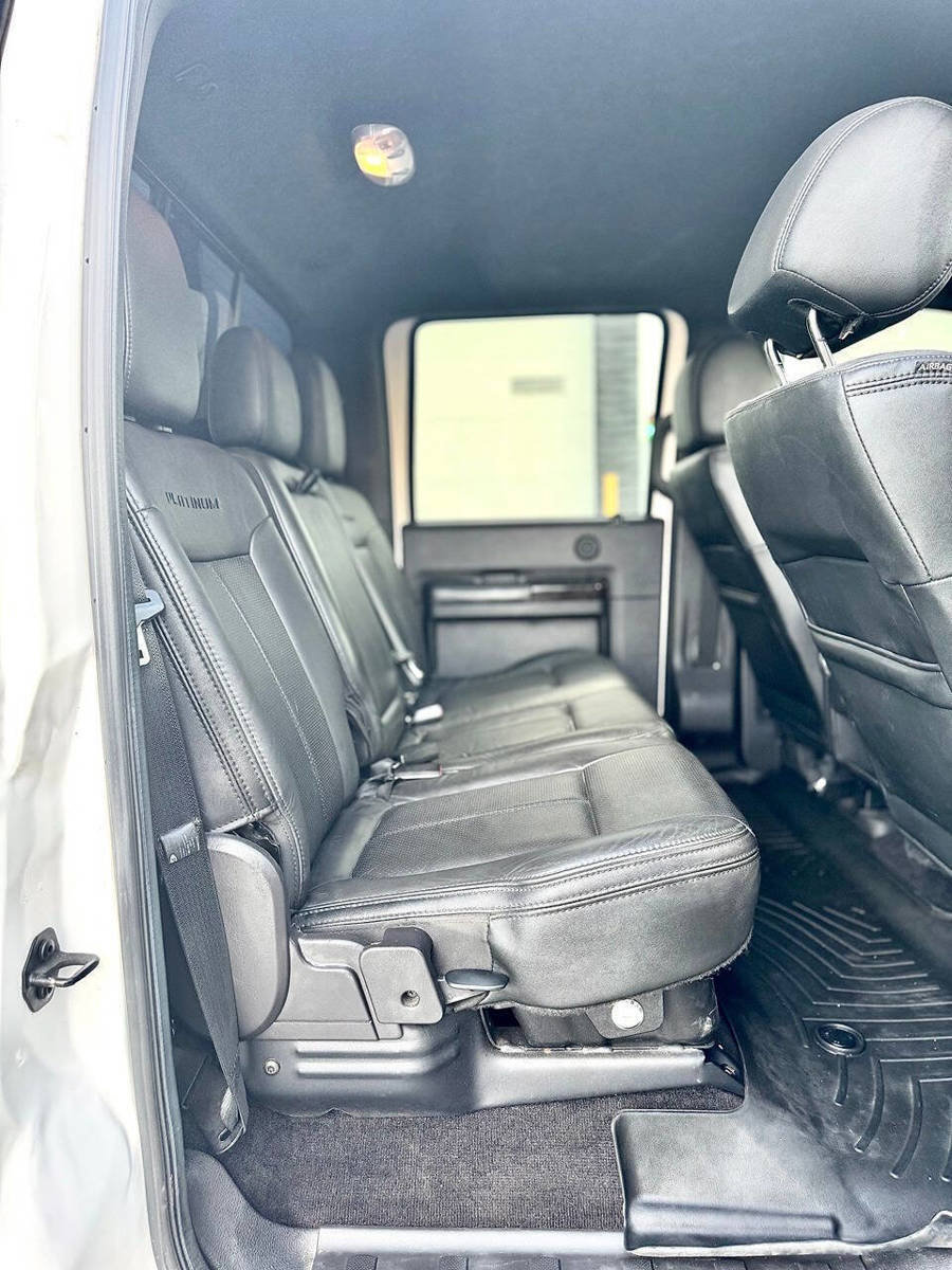 Used 2016 Ford F250 Platinum w/ Platinum Package AWD/4WD image 22