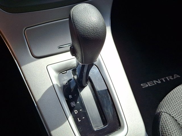 Used 2013 Nissan Sentra S FWD image 14