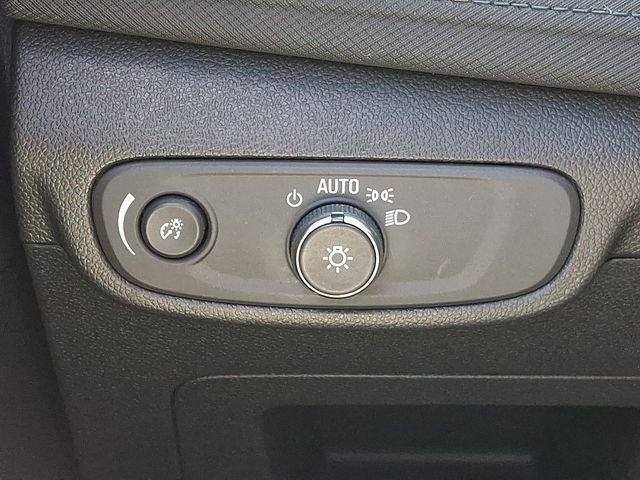 Used 2025 Chevrolet TrailBlazer LT AWD/4WD image 28