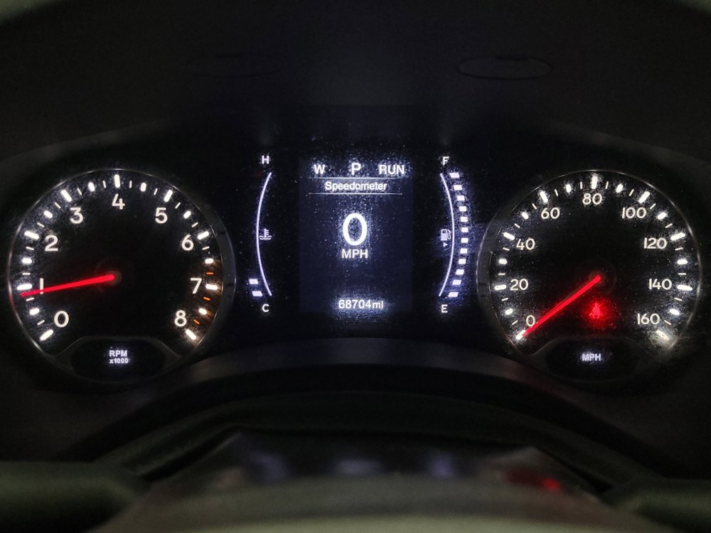 Used 2020 Jeep Renegade Altitude FWD image 23