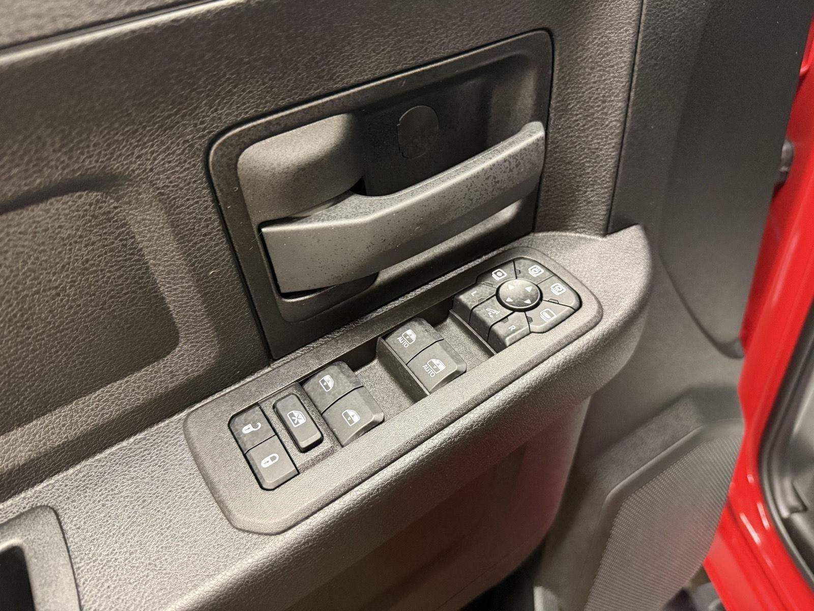 New 2026 RAM 2500 Tradesman AWD/4WD image 26