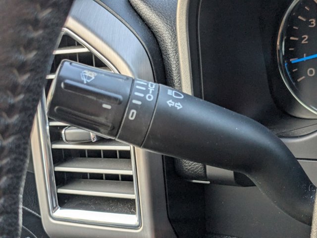 Used 2016 Ford F150 Platinum w/ Equipment Group 701A Luxury AWD/4WD image 6