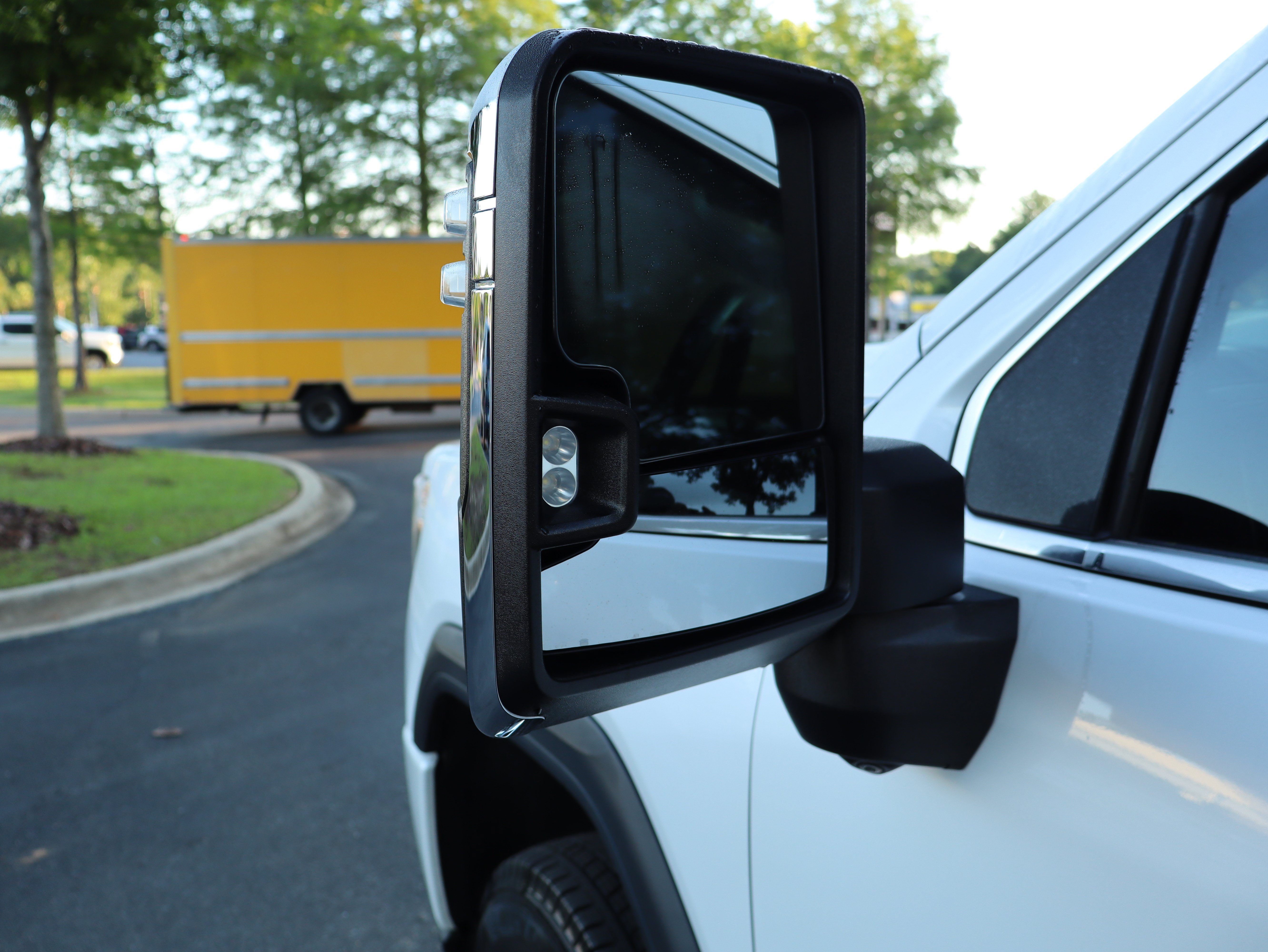 Used 2022 GMC Sierra 3500 Denali AWD/4WD image 18