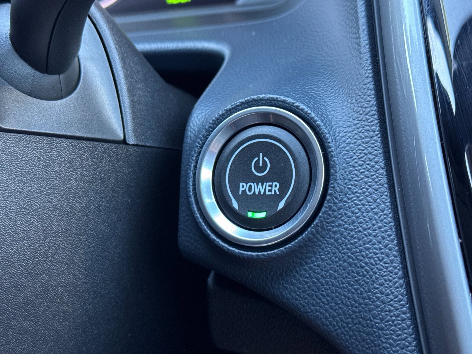 Used 2022 Chevrolet Bolt EUV Premier w/ Launch Edition image 23