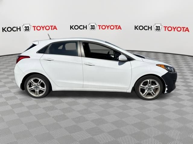 Used 2017 Hyundai Elantra GT image 9