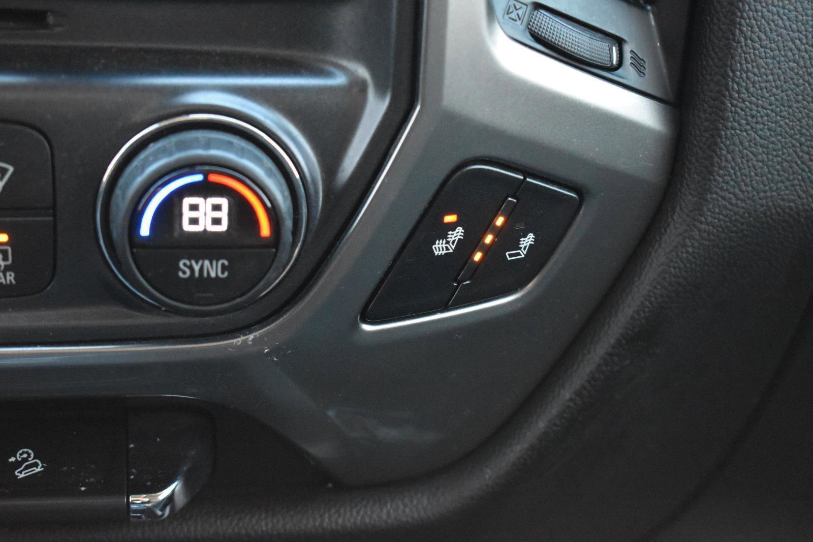 Used 2018 Chevrolet Silverado 1500 LT w/ All Star Edition image 11