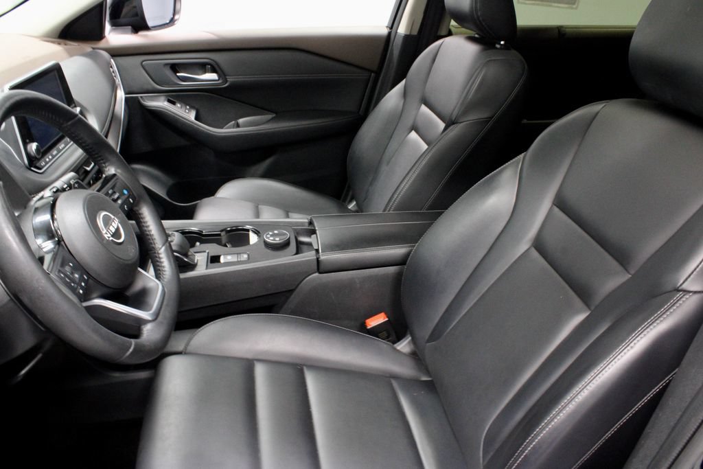 Certified 2023 Nissan Rogue SV w/ SV Premium B Package AWD/4WD image 22