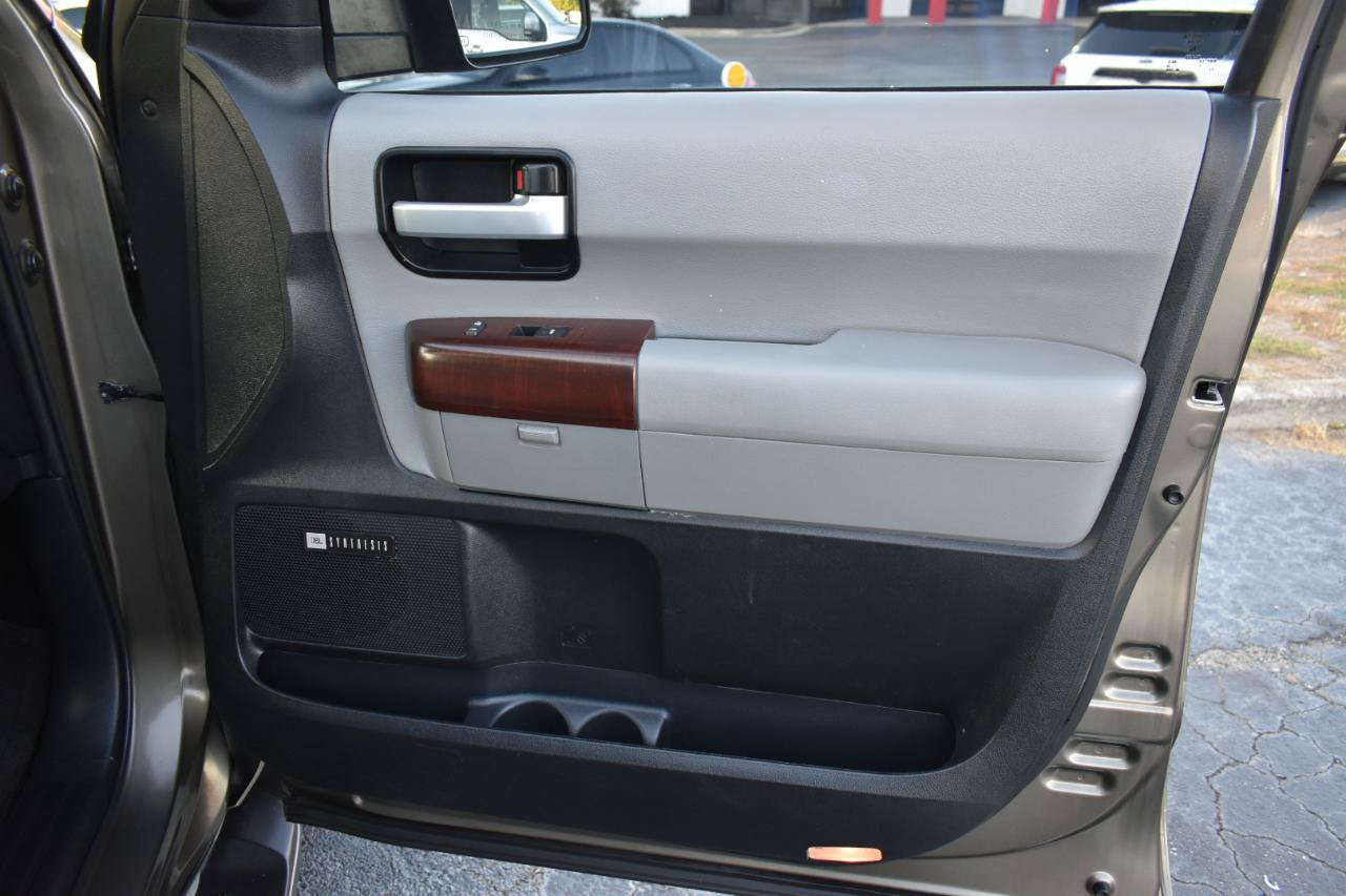 Used 2014 Toyota Sequoia Platinum RWD image 43