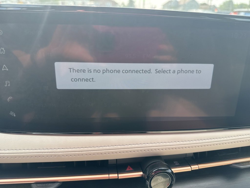 Used 2023 Nissan Ariya FWD image 24