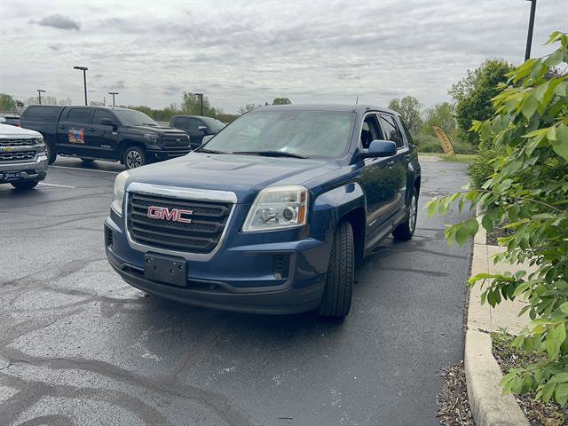 Used 2017 GMC Terrain SLE FWD image 3
