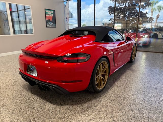 Used 2022 Porsche 718 Boxster Spyder RWD image 47