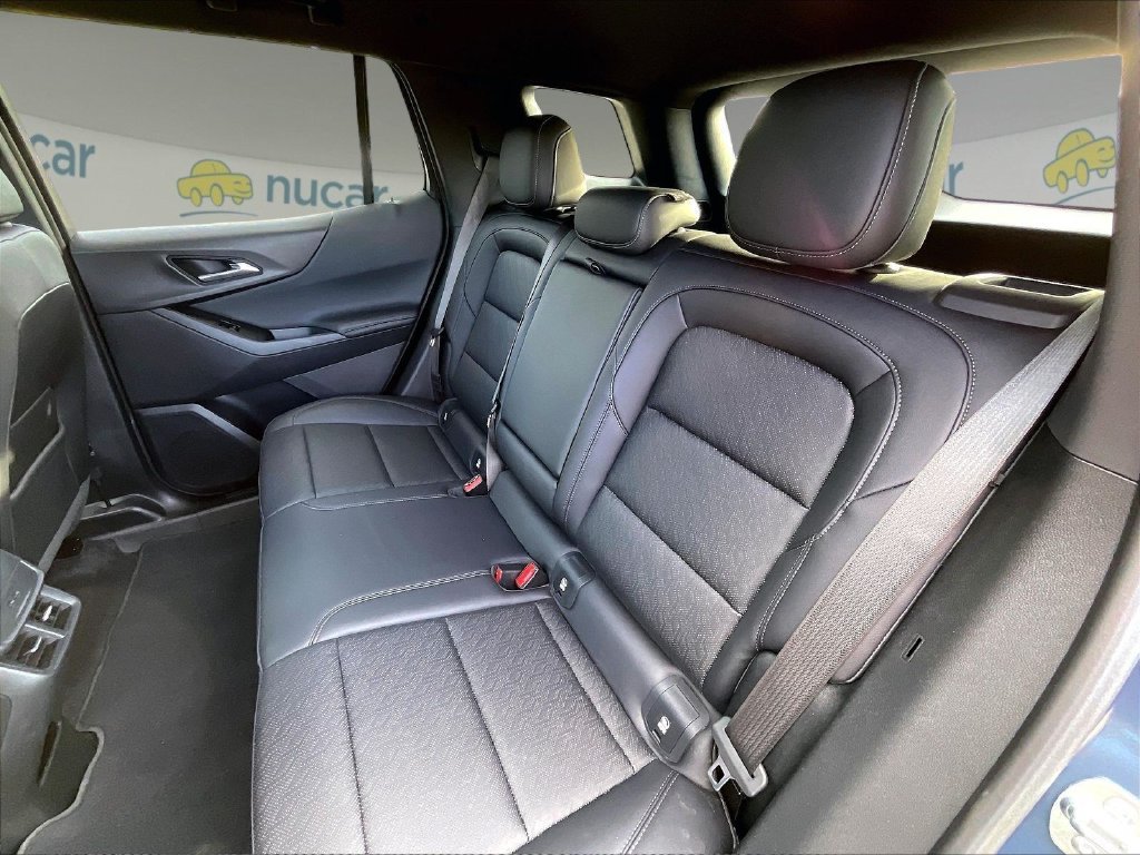 Used 2025 Chevrolet Equinox LT w/ Convenience Package II AWD/4WD image 14