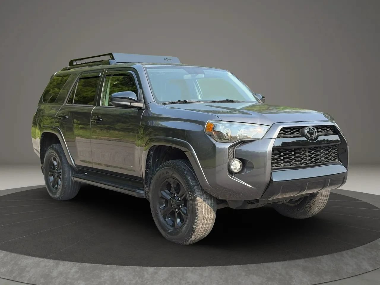 Used 2015 Toyota 4Runner SR5 RWD image 3