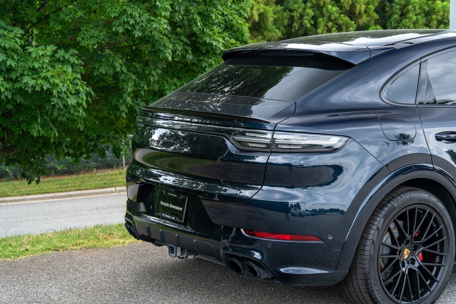 Certified 2023 Porsche Cayenne GTS AWD/4WD image 13