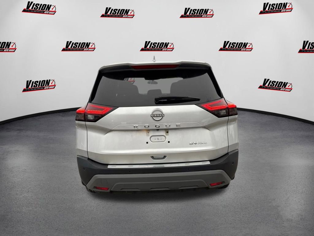 Used 2023 Nissan Rogue SV w/ SV Premium B Package image 6