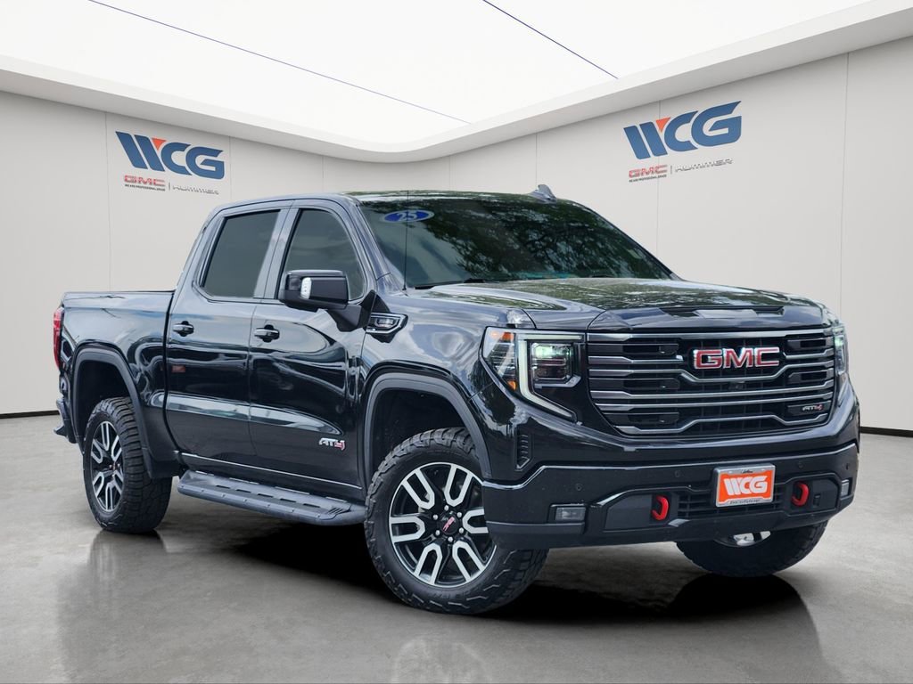 Used 2025 GMC Sierra 1500 AT4 w/ AT4 Premium Package AWD/4WD image 2