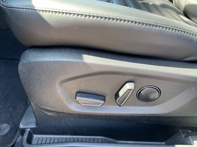 Used 2024 Ford Edge SEL AWD/4WD image 13