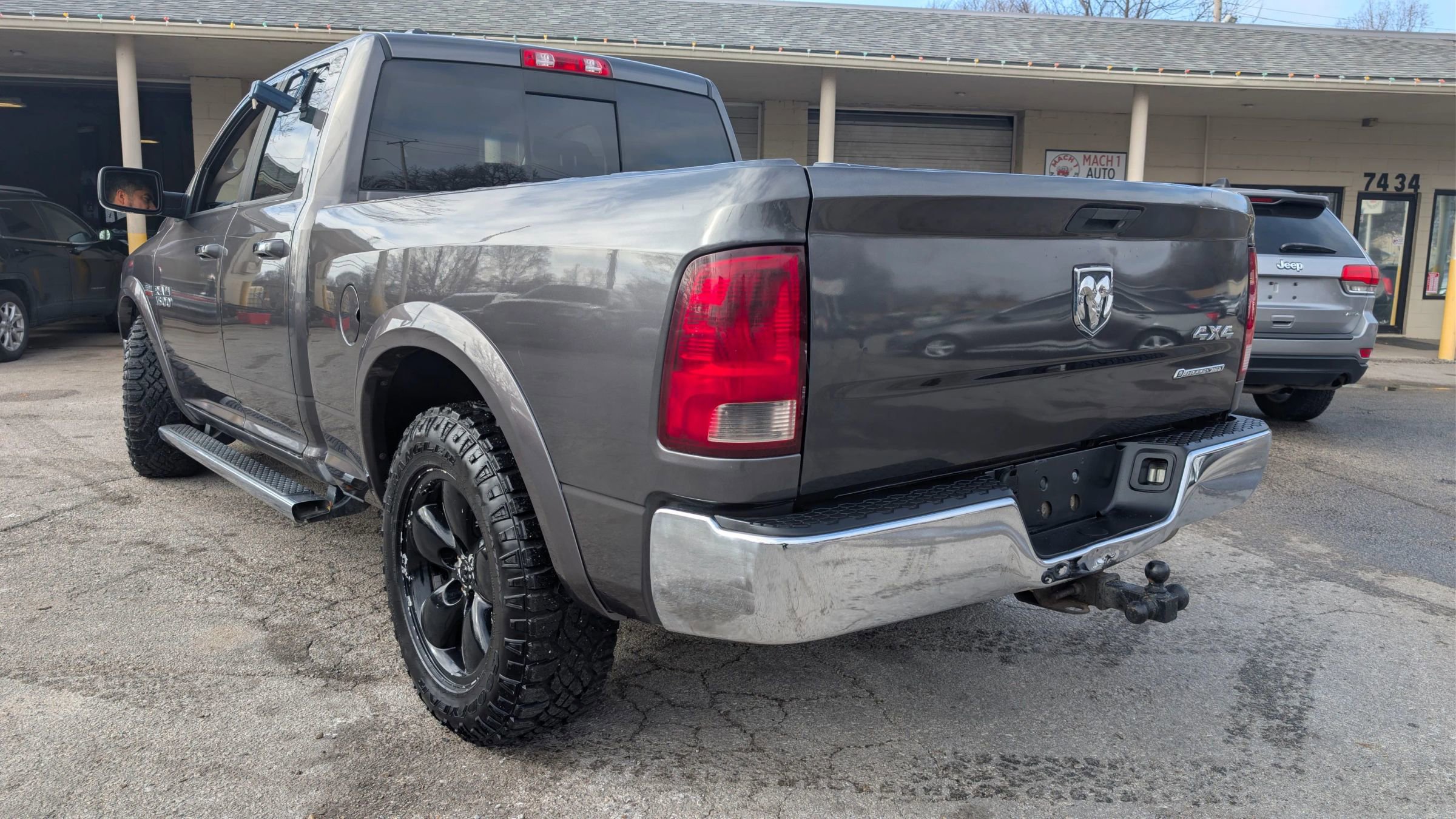 Used 2014 RAM 1500 Outdoorsman image 6