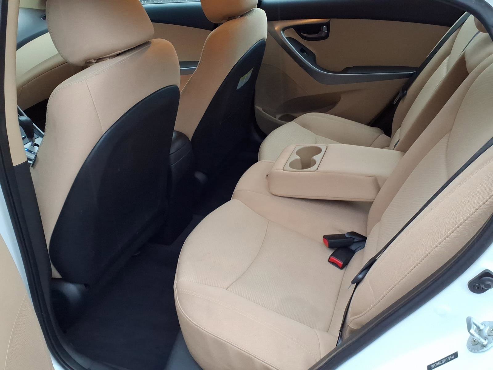 Used 2013 Hyundai Elantra GLS image 9