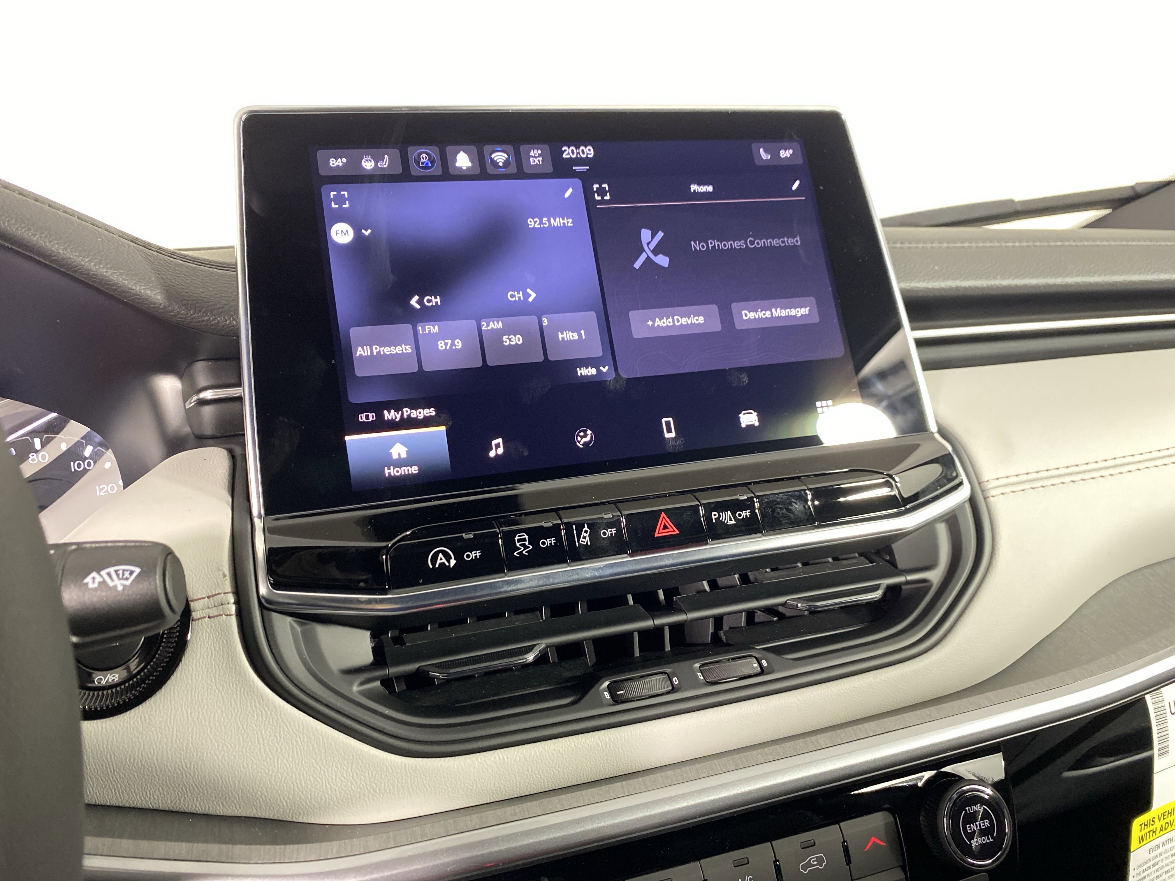 New 2026 Jeep Compass Limited image 26