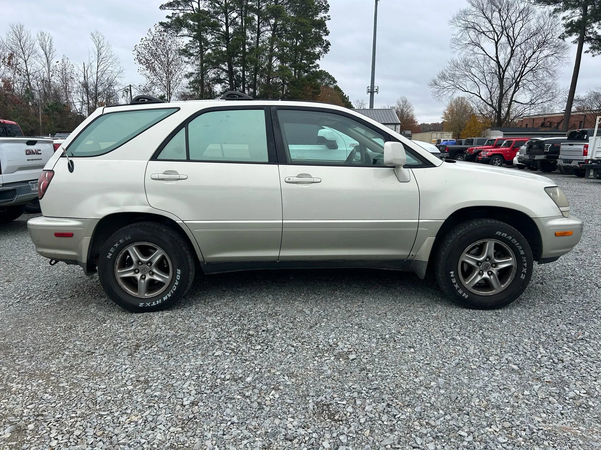 Used 2000 Lexus RX 300 image 4