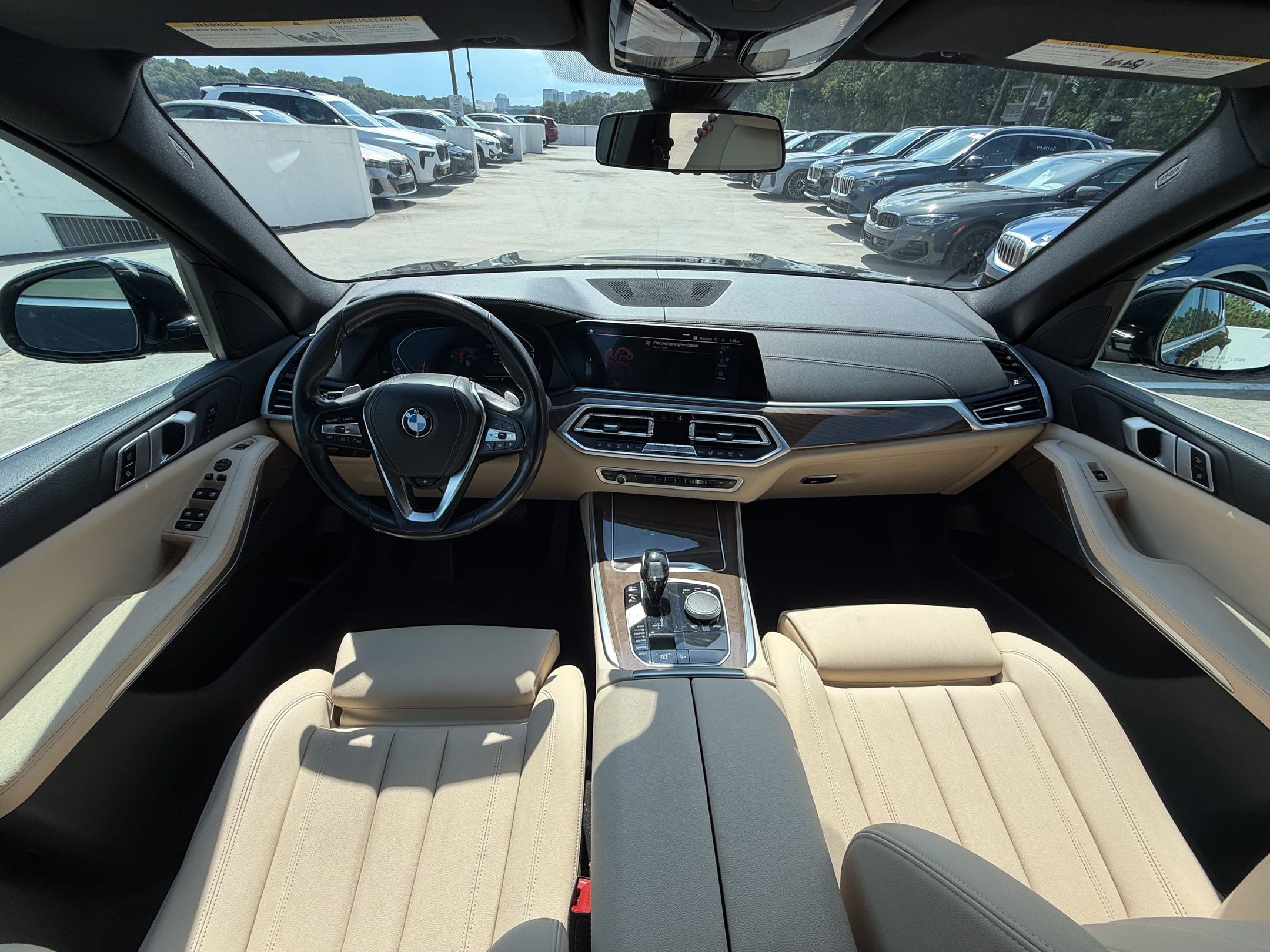 Used 2021 BMW X5 xDrive40i w/ Convenience Package AWD/4WD image 16