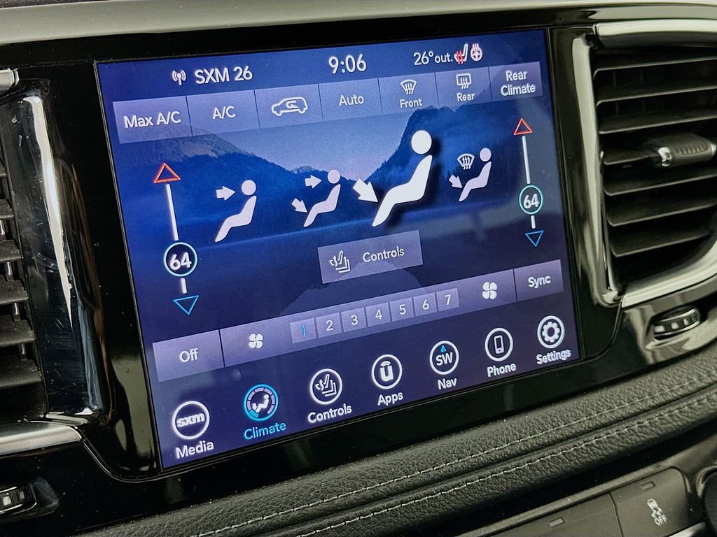 Certified 2020 Chrysler Pacifica Limited image 22