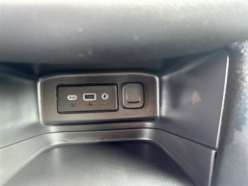 Used 2024 Chevrolet Equinox LT image 15