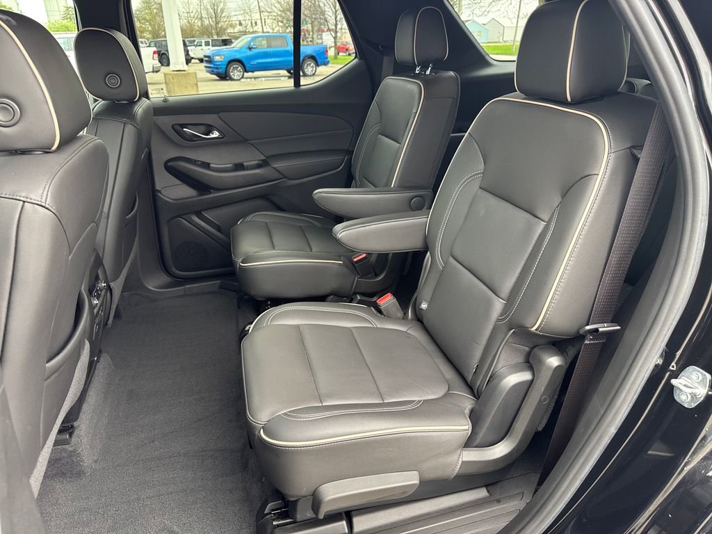 Used 2023 Chevrolet Traverse Premier w/ LPO, Floor Liner Package image 33