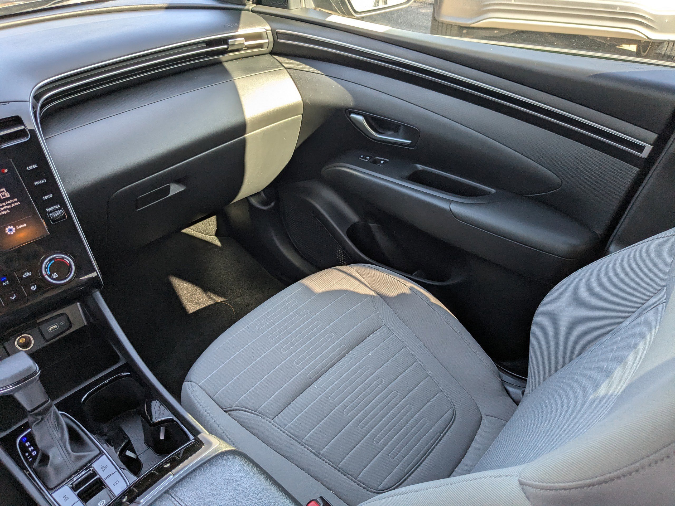 Certified 2023 Hyundai Santa Cruz SEL image 18