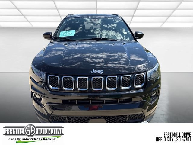 Used 2023 Jeep Compass Limited AWD/4WD image 9