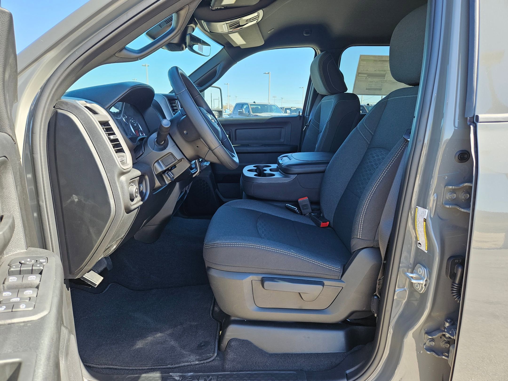New 2026 RAM 2500 Tradesman AWD/4WD image 9