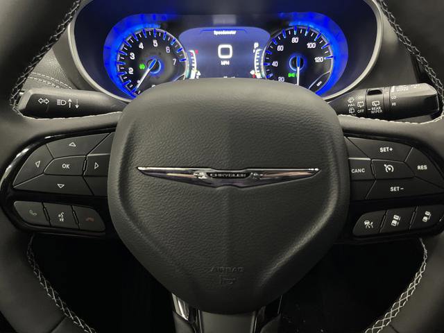 New 2026 Chrysler Pacifica Select w/ S Appearance Package image 15