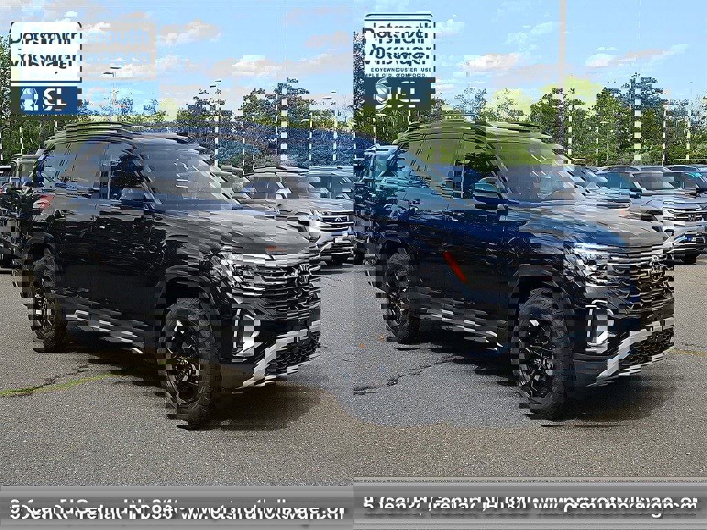 New 2025 Volkswagen Atlas Peak Edition SE image 1