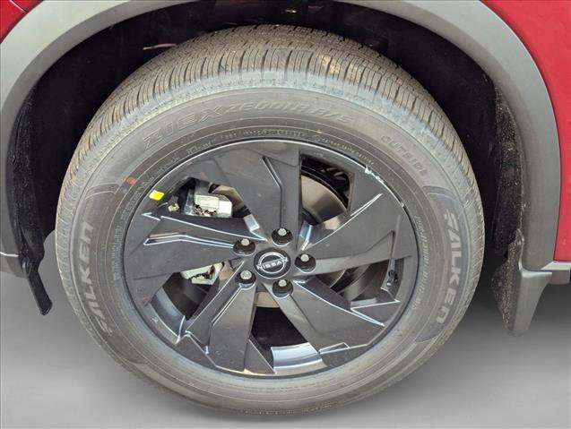 New 2026 Nissan Rogue SV FWD image 9