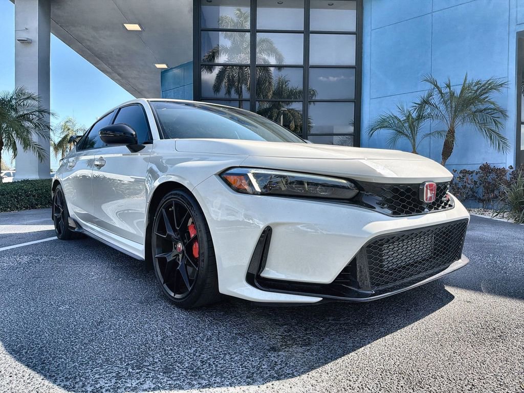 Used 2025 Honda Civic Type R image 18