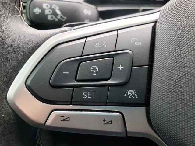 Used 2024 Volkswagen Atlas Cross Sport SE w/ Panoramic Sunroof Package image 27
